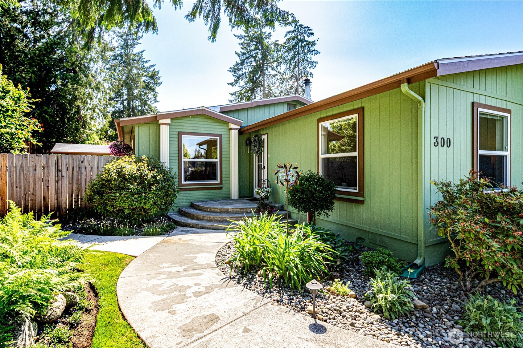 300 Fircrest Drive Sequim, WA 98382 - Photo 3 of 32