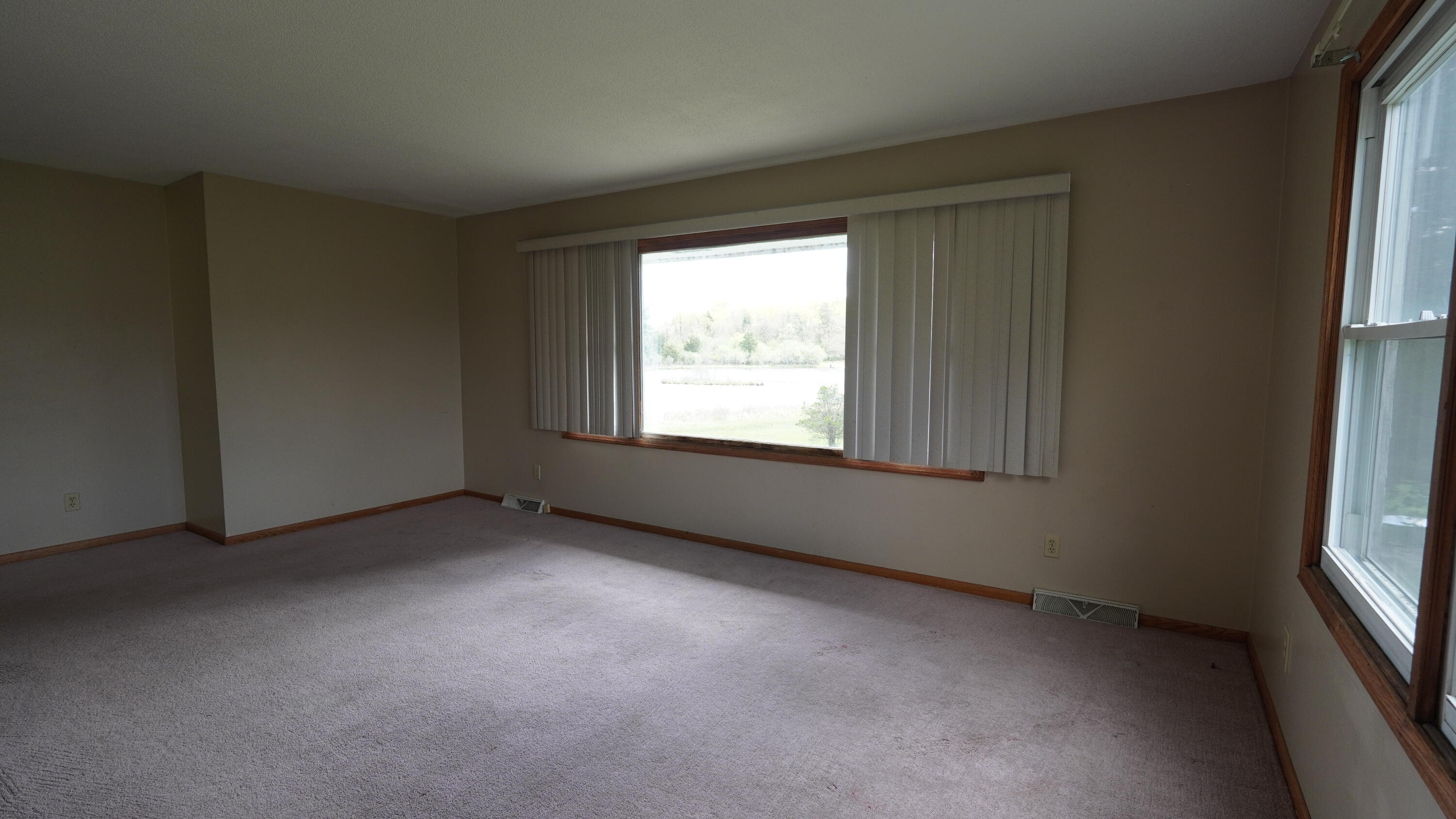 5251 Hudson Road Osseo, MI 49266 - Photo 22 of 51 5251 Hudson (12)