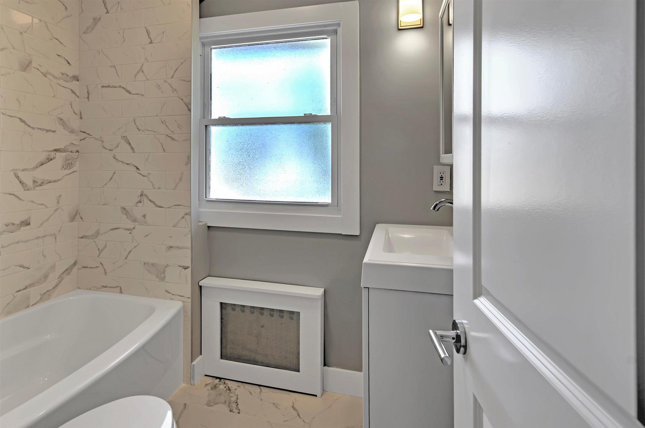 80 Hill Road Colonia, NJ 07067 - Photo 11 of 23 16-BATHROOM