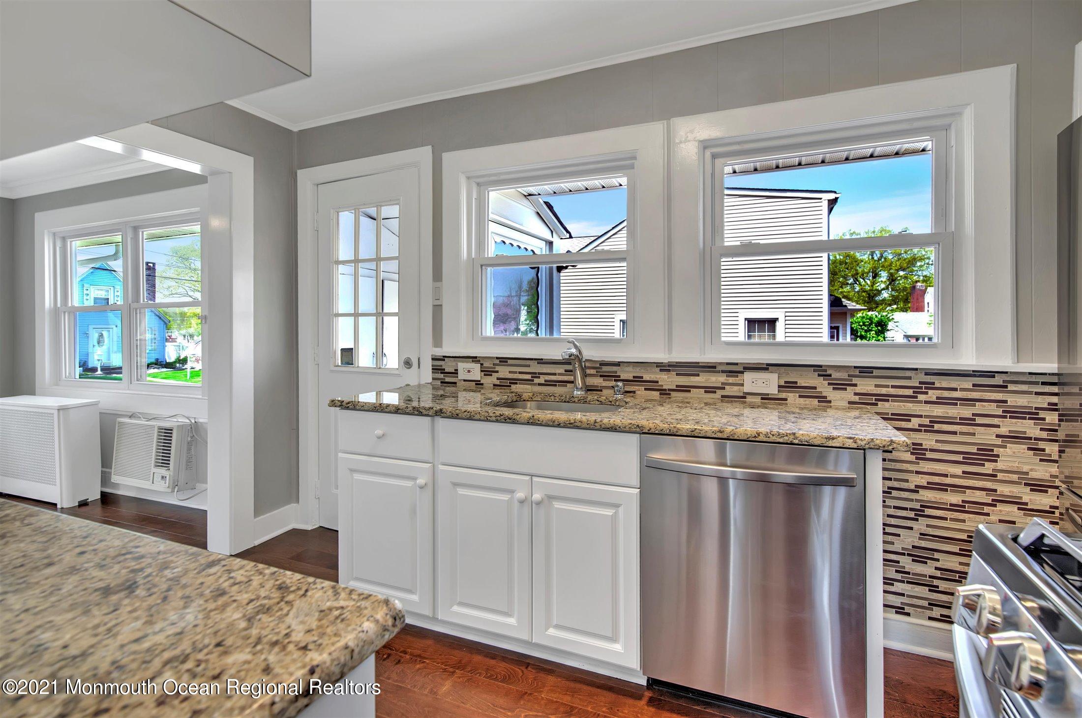 80 Hill Road Colonia, NJ 07067 - Photo 10 of 23 15-KITCHEN