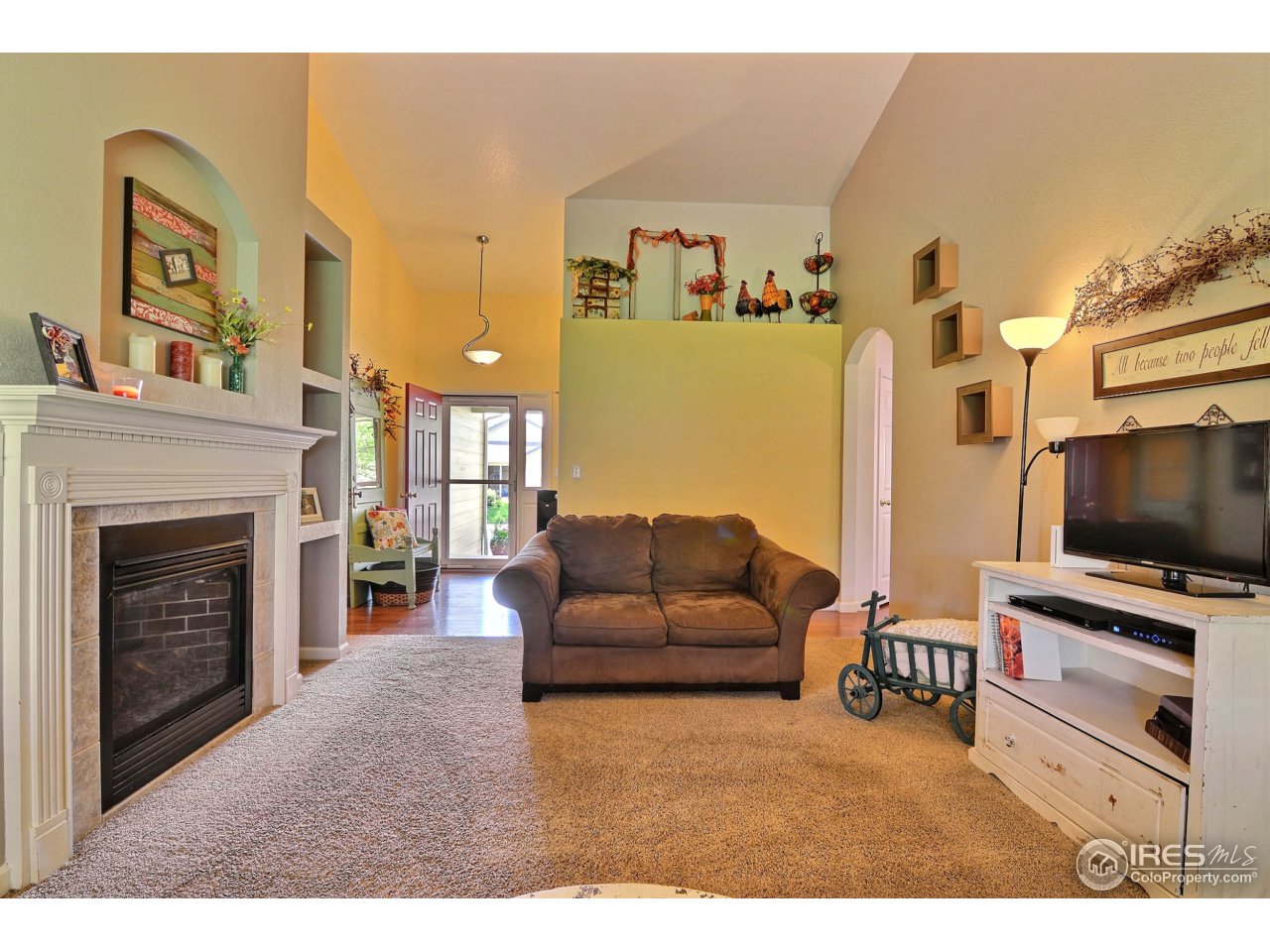 1345 Black Hawk Road Eaton, CO 80615 - Photo 6 of 34 Absolutely Beautiful!