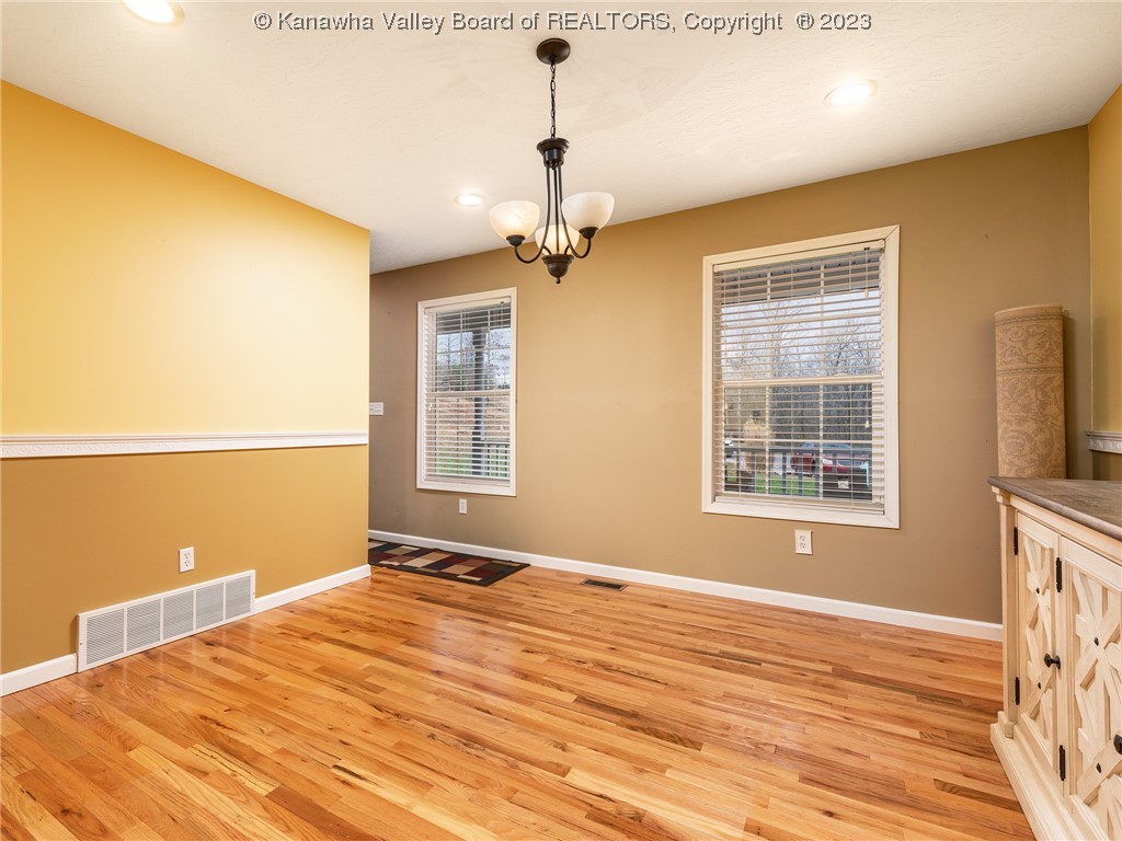 306 Ridgeview Drive Milton, WV 25541 - Photo 8 of 23 Gallery Image 8