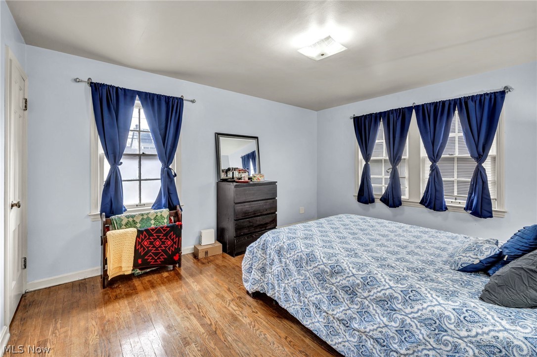 13570 Cedar Road Cleveland, OH 44118 - Photo 26 of 50