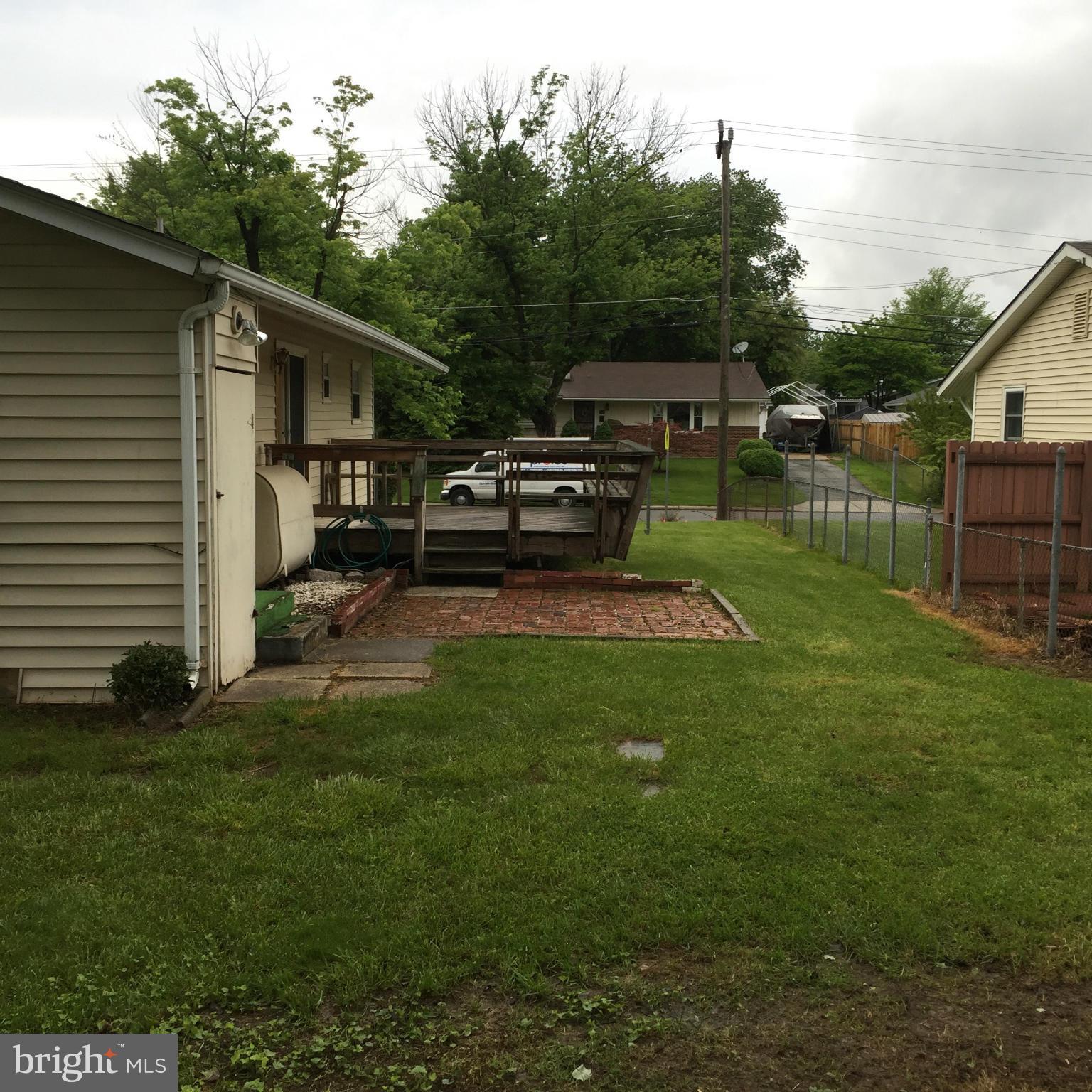 911 Regency Road Woodbridge, VA 22191 - Photo 24 of 25 Exterior (General)