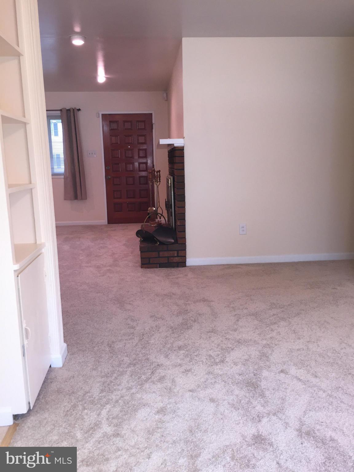 911 Regency Road Woodbridge, VA 22191 - Photo 7 of 25 Dining Room