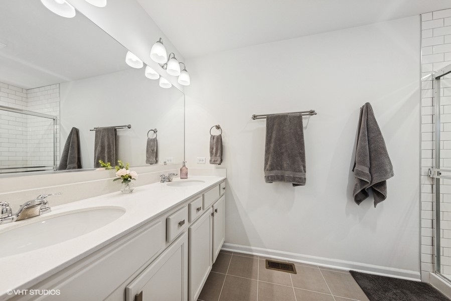 855 Finley Drive Aurora, IL 60504 - Photo 14 of 23