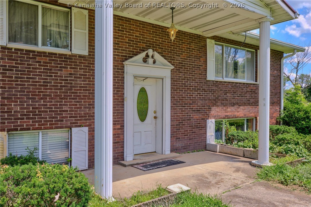6667 Union Ridge Road Glenwood, WV 25520 - Photo 4 of 50 Gallery Image 4