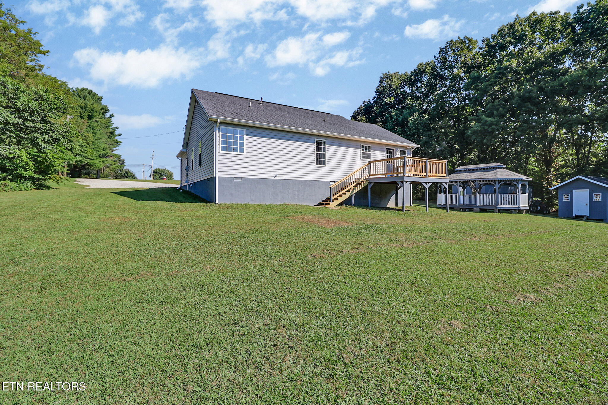 3639 Lantana Road Crossville, TN 38572 - Photo 10 of 42 Back