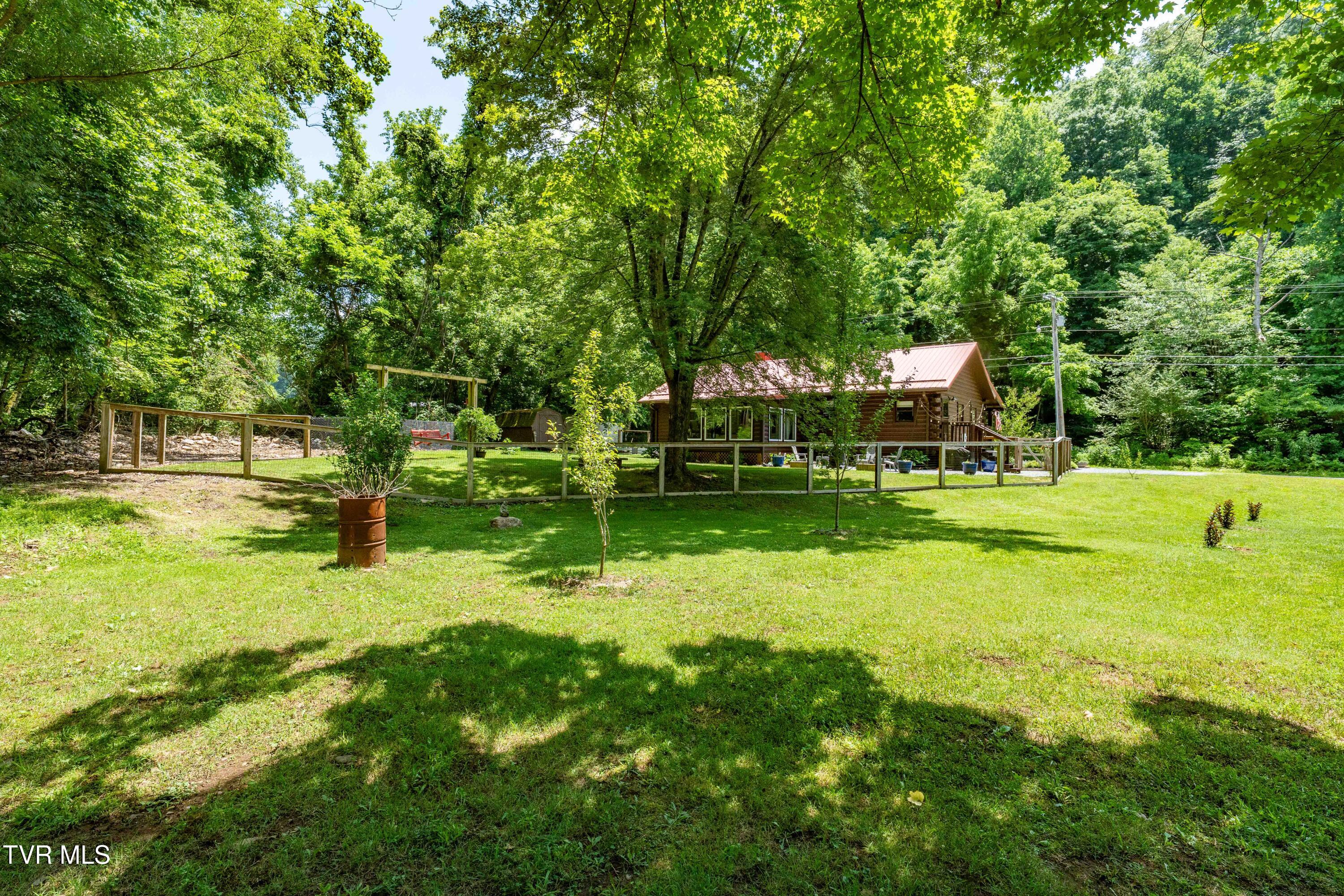 135 Grindstaff Hollow Road Elizabethton, TN 37643 - Photo 84 of 116 135 Grindstaff Hollow (43 of 83)