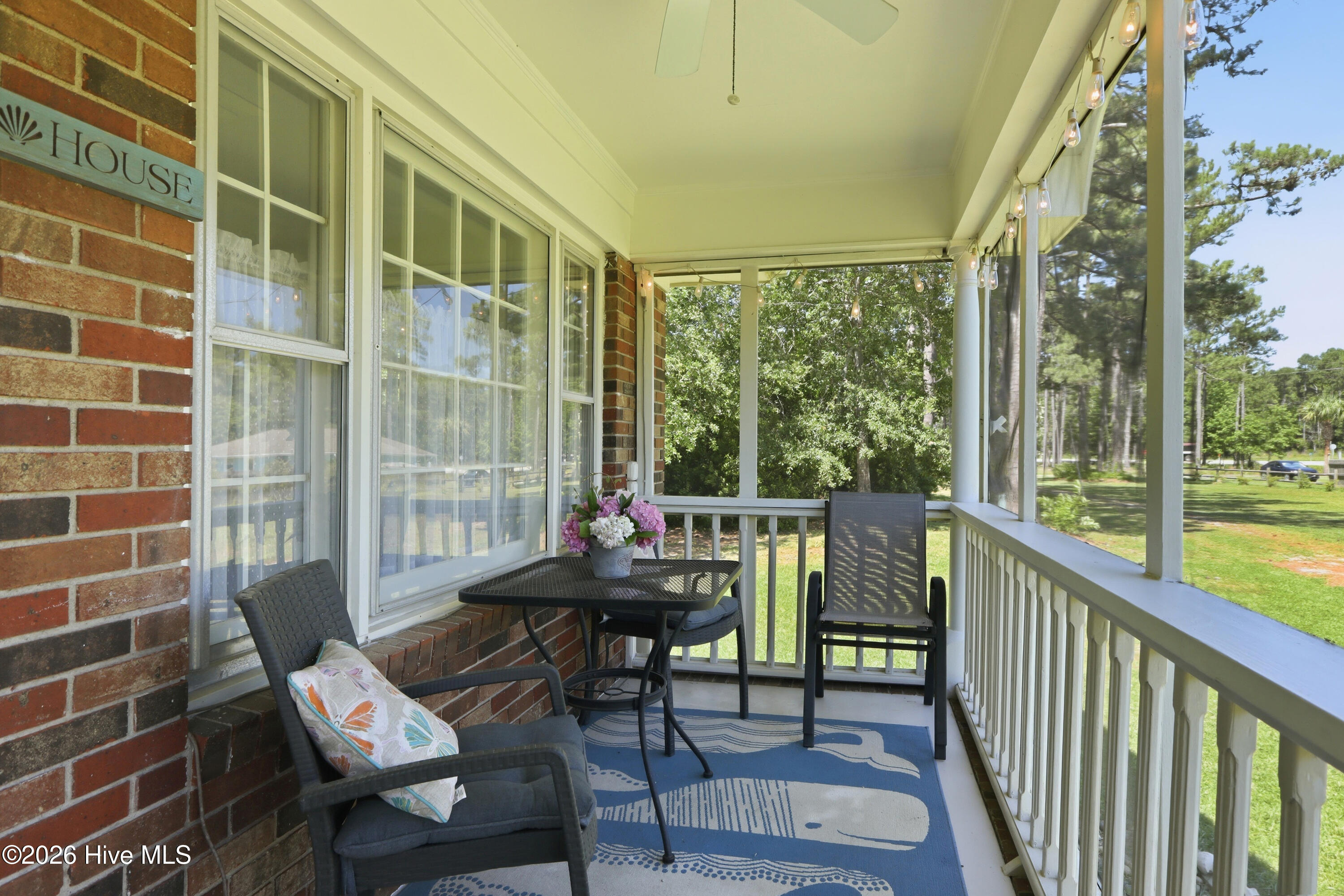 105 Straits Haven Road Beaufort, NC 28516 - Photo 2 of 38