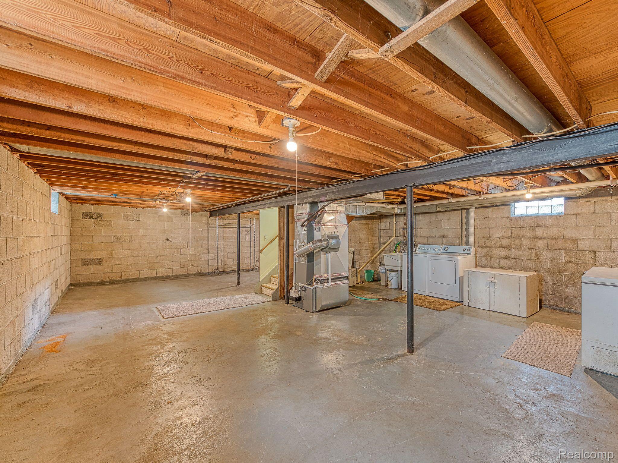 596 North Harris Road Ypsilanti, MI 48198 - Photo 19 of 27 Gallery Image 19