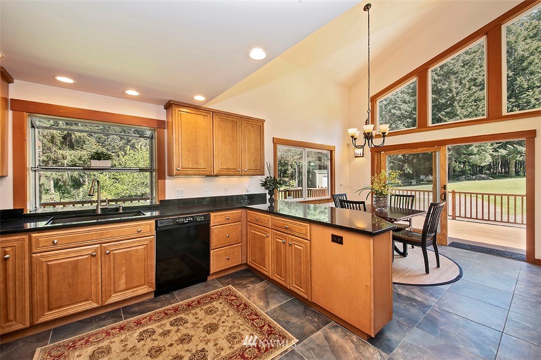 2544 Wells Road Langley, WA 98260 - Photo 11 of 40 Gallery Image 11