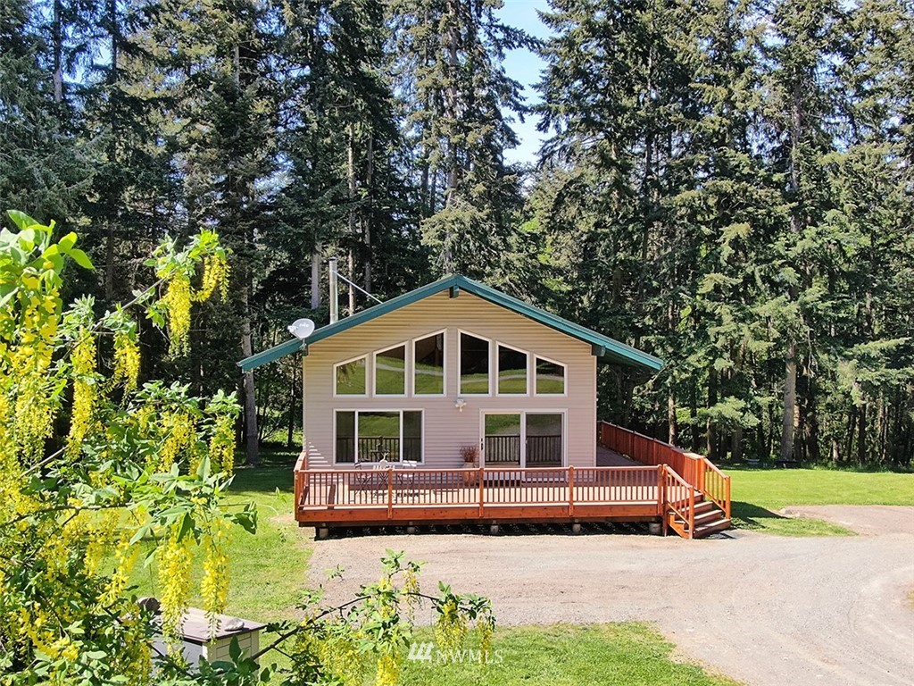 2544 Wells Road Langley, WA 98260 - Photo 4 of 40 Gallery Image 4