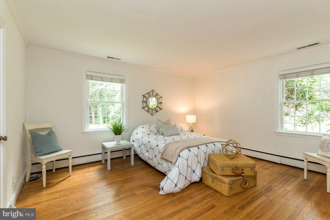2909 Cub Hill Road Baltimore, MD 21234 - Photo 9 of 30 Bedroom
