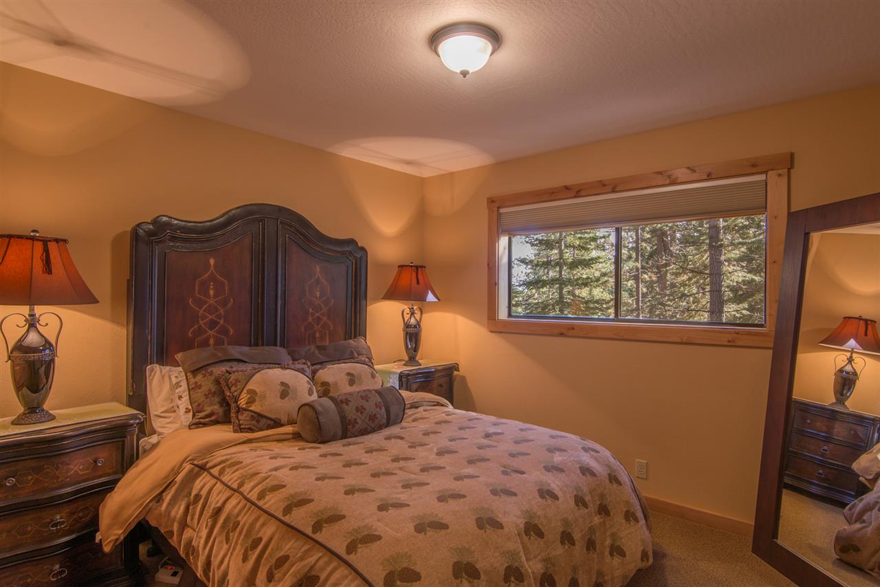 11591 Chamonix Road, Unit 2 Truckee, CA 96161 - Photo 10 of 14 Gallery Image 10