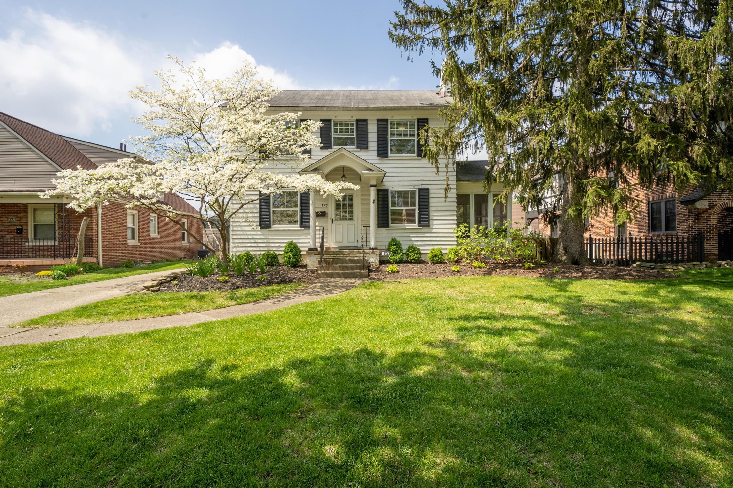 859 South Remington Road Bexley, OH 43209 - Photo 3 of 64 2
