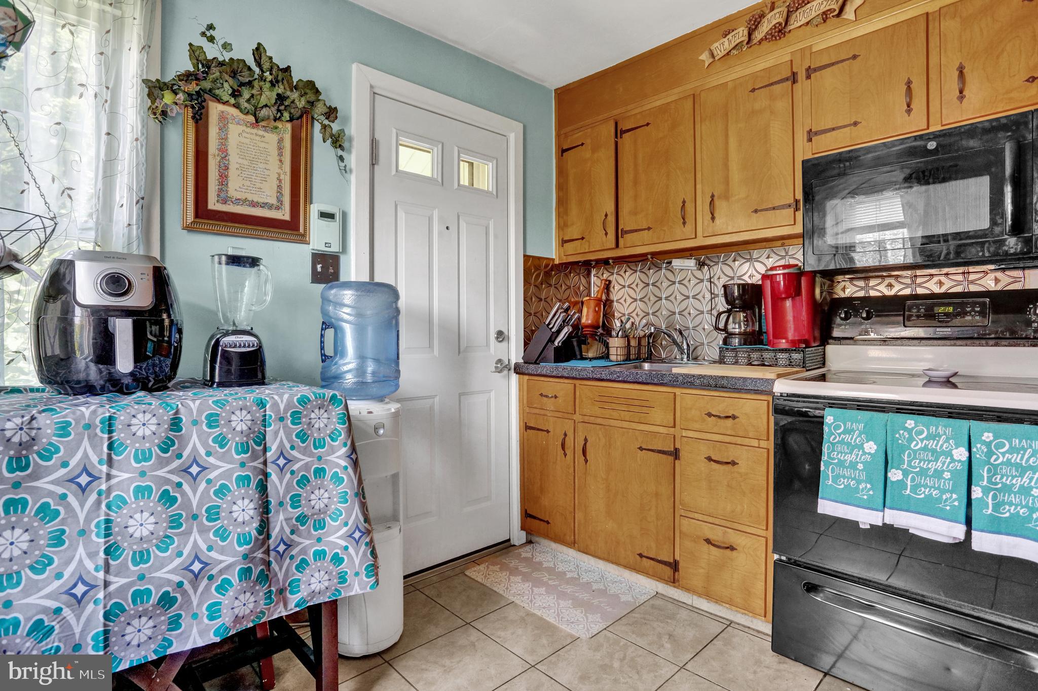 128 Madison Street Shillington, PA 19607 - Photo 5 of 22 Gallery Image 5