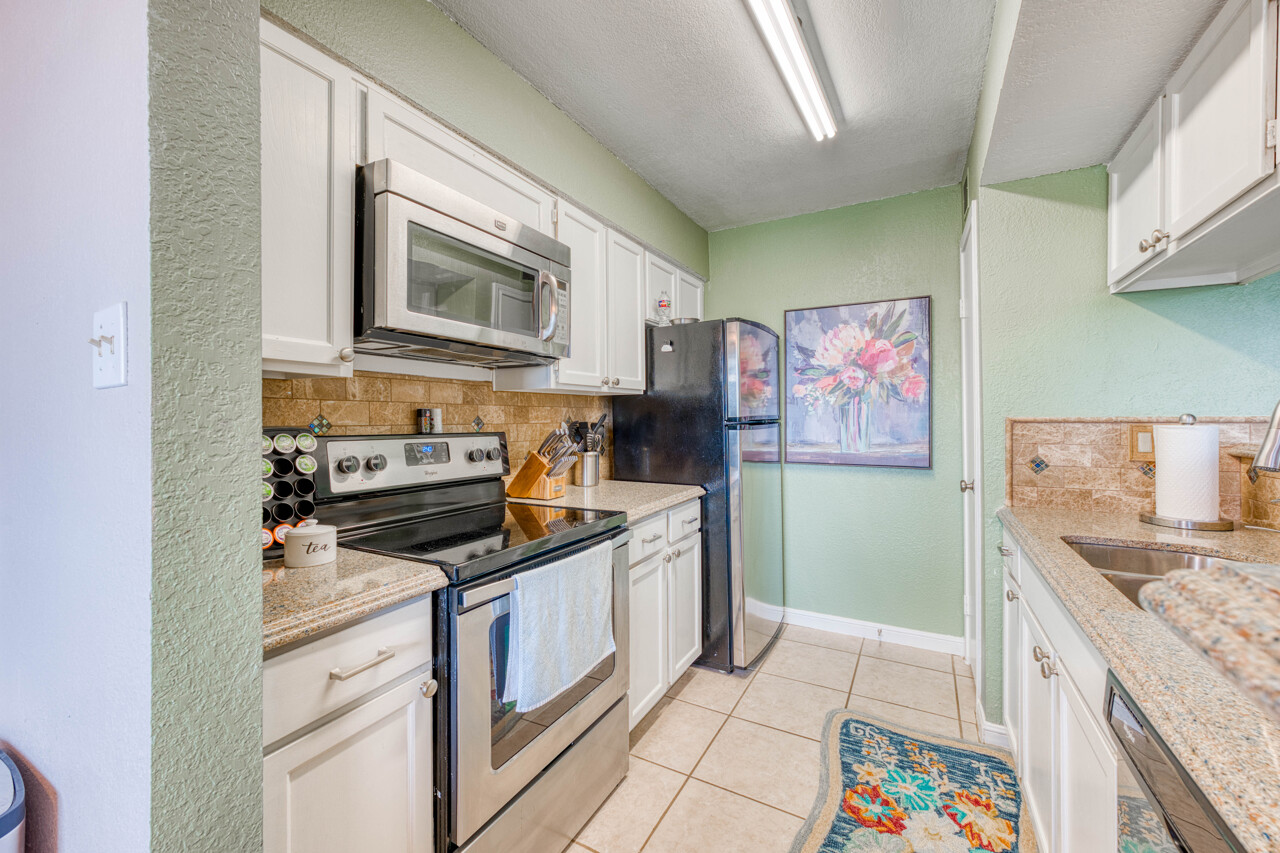 1100 The Cape Road, Unit 803 Horseshoe Bay, TX 78657 - Photo 11 of 31