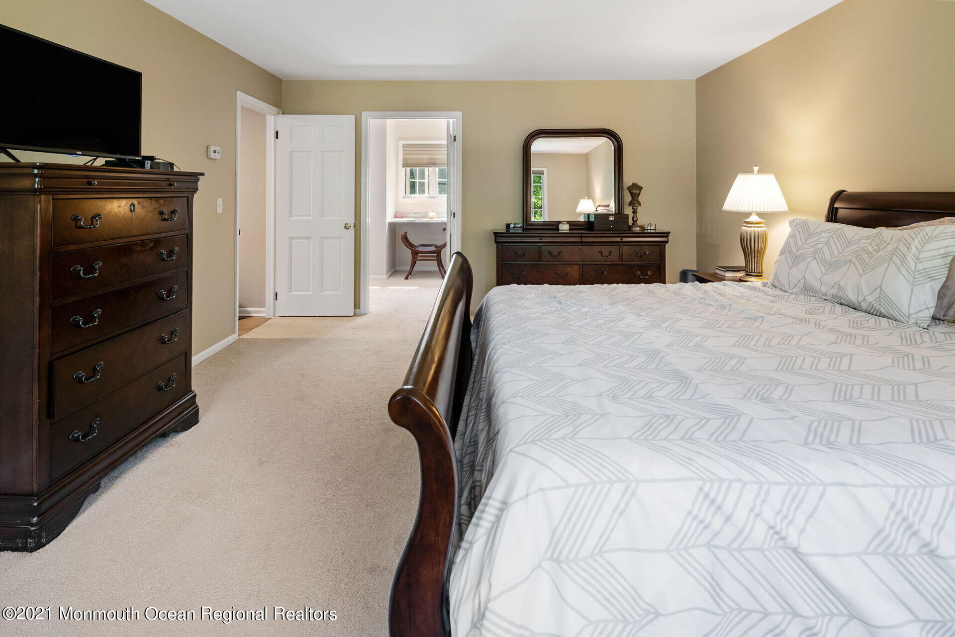 59 Blackbriar Drive Colts Neck, NJ 07722 - Photo 14 of 25 b17