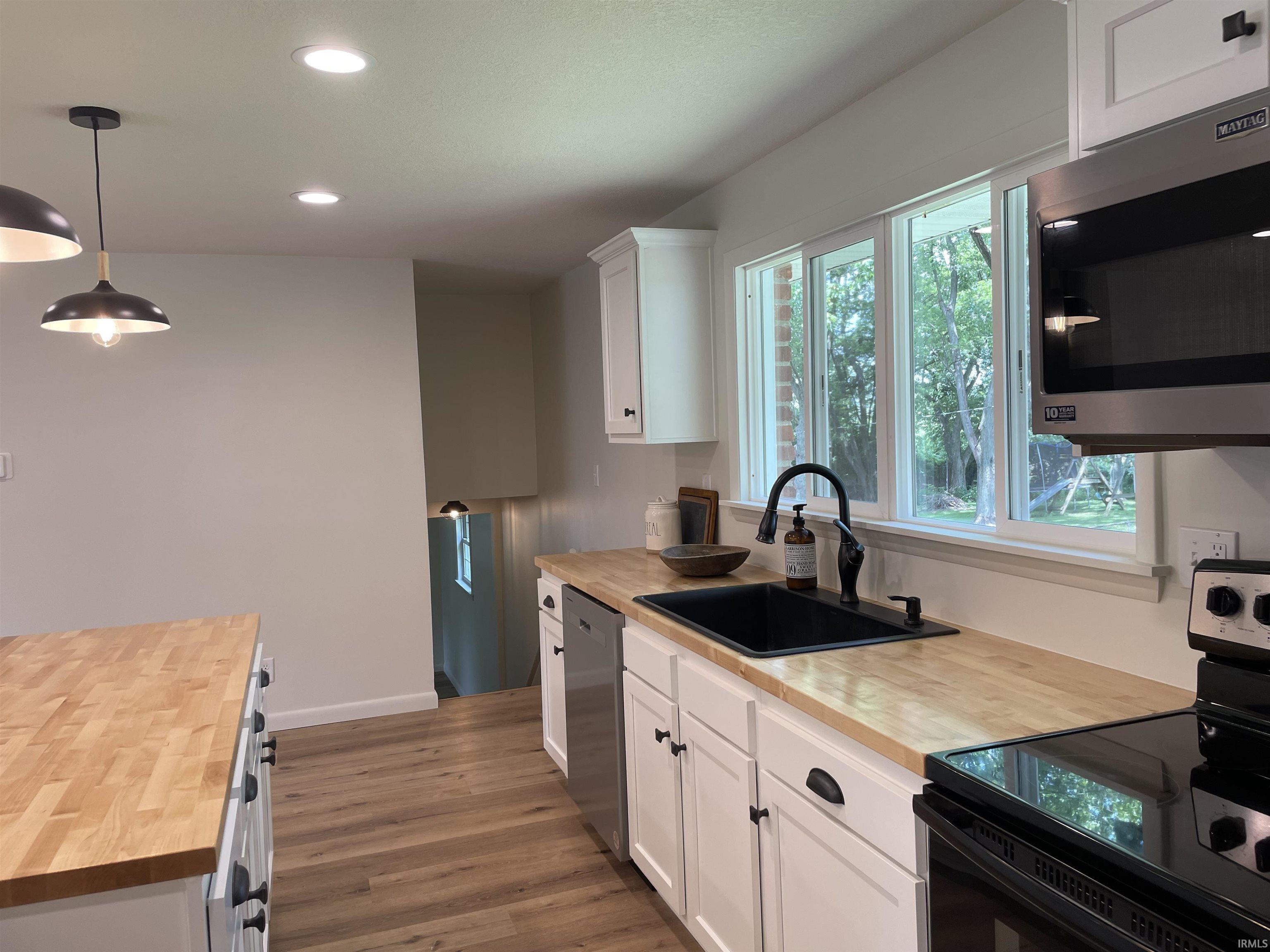 1110 East Cooper Road Muncie, IN 47303 - Photo 6 of 19 Gallery Image 6