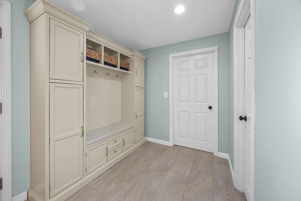 30 Flicker Lane Barnstable, MA 02648 - Photo 7 of 39