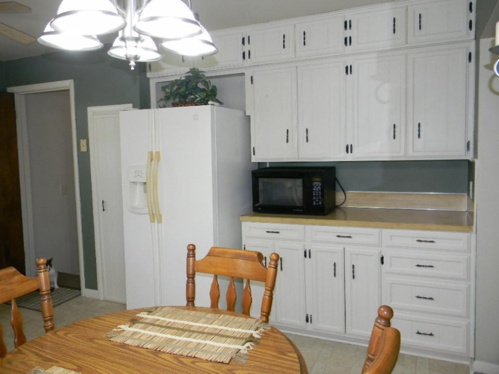 1458 Horton Road Muskegon, MI 49445 - Photo 3 of 16 thumbnail_DSCN0379