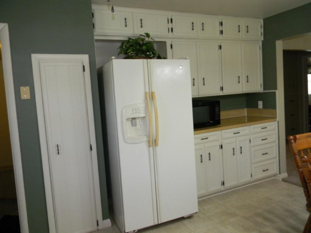 1458 Horton Road Muskegon, MI 49445 - Photo 4 of 16 thumbnail_DSCN0378