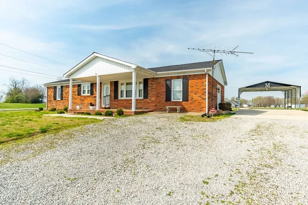 $229,900 | 260 Heltsley Road, Lewisburg, KY 42256