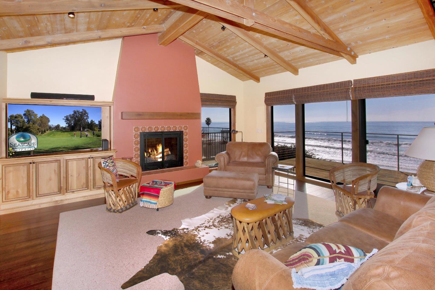 195 Vía Concha Aptos, CA 95003 - Photo 20 of 50 a living room with furniture fireplace and flat screen tv