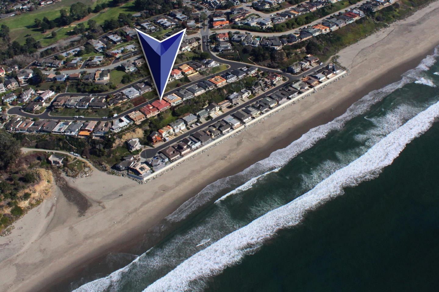 195 Vía Concha Aptos, CA 95003 - Photo 5 of 50 a bird view of a garden