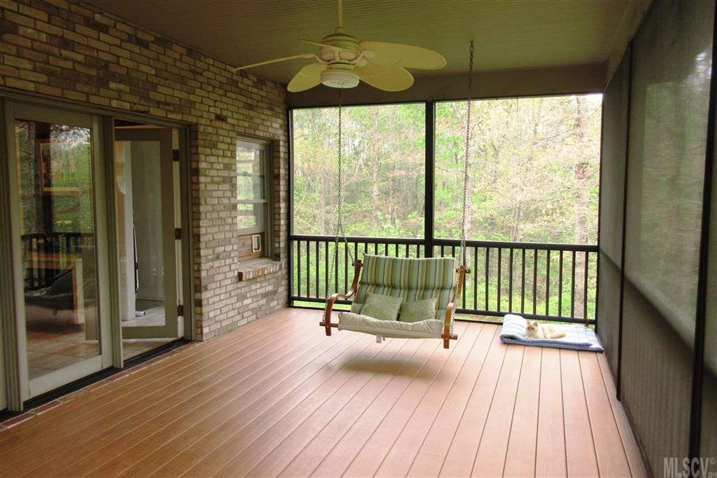 6434 Willowbottom Road Hickory, NC 28602 - Photo 4 of 25 Gallery Image 4