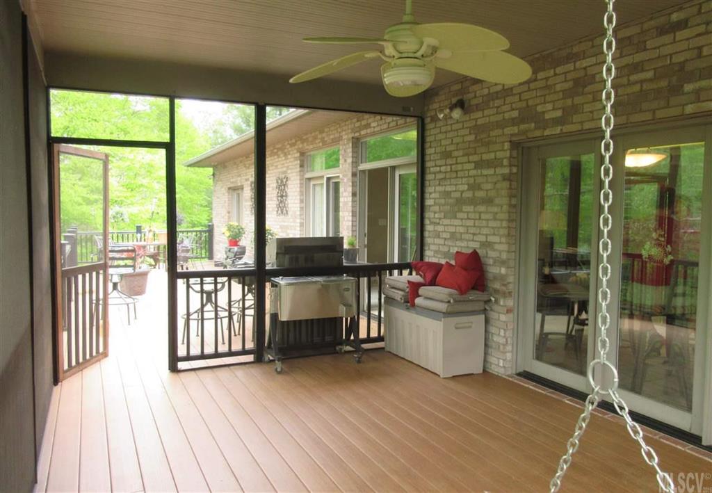 6434 Willowbottom Road Hickory, NC 28602 - Photo 5 of 25 Gallery Image 5