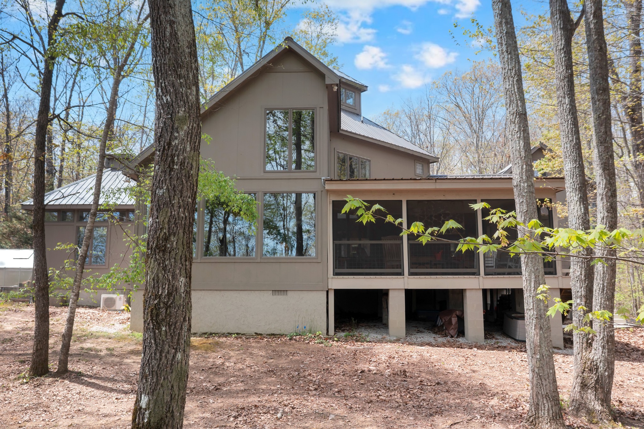 1702 Ridge Cliff Drive Monteagle, TN 37356 - Photo 43 of 54 Gallery Image 43