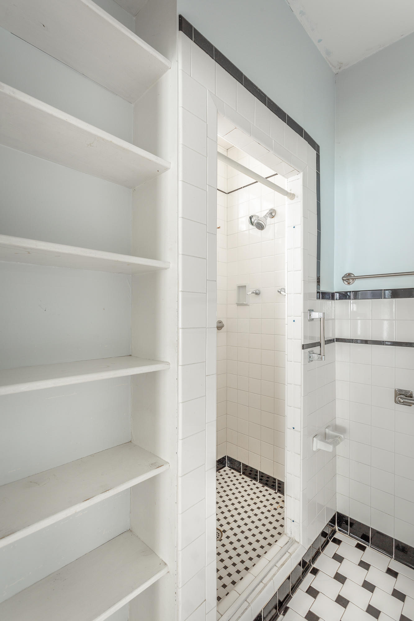 803 Young Avenue Chattanooga, TN 37405 - Photo 14 of 30 803 Young Ave. HD-11