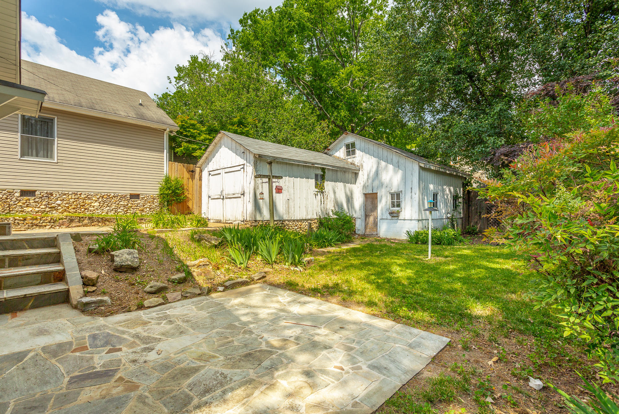 803 Young Avenue Chattanooga, TN 37405 - Photo 3 of 30 803 Young Ave. HD-25