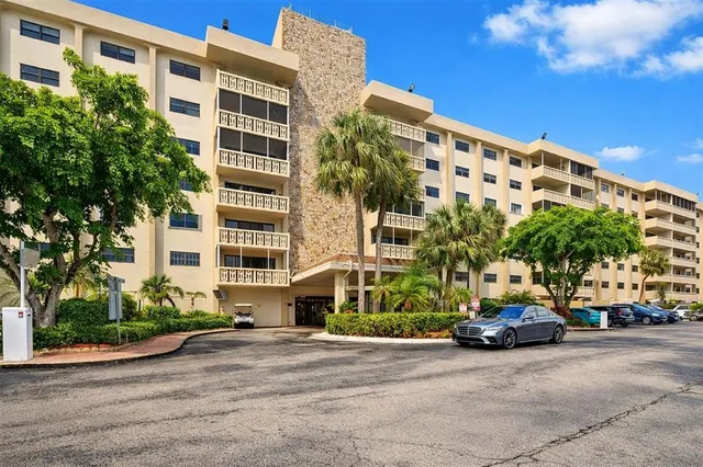 a car parked in front of a building