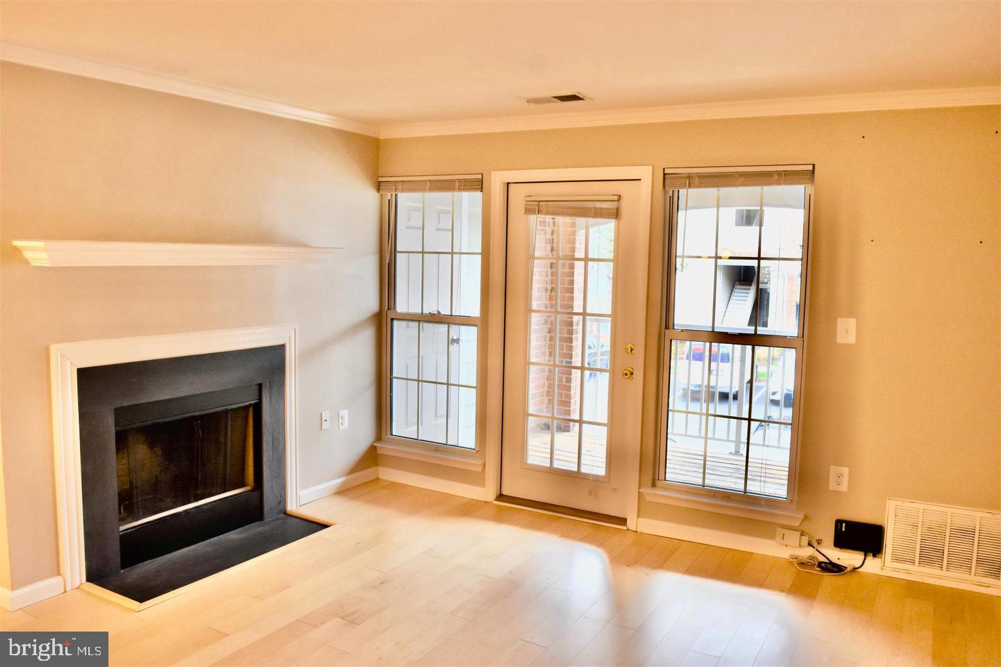 20965 Timber Ridge Terrace, Unit 204 Ashburn, VA 20147 - Photo 15 of 16 Gallery Image 15