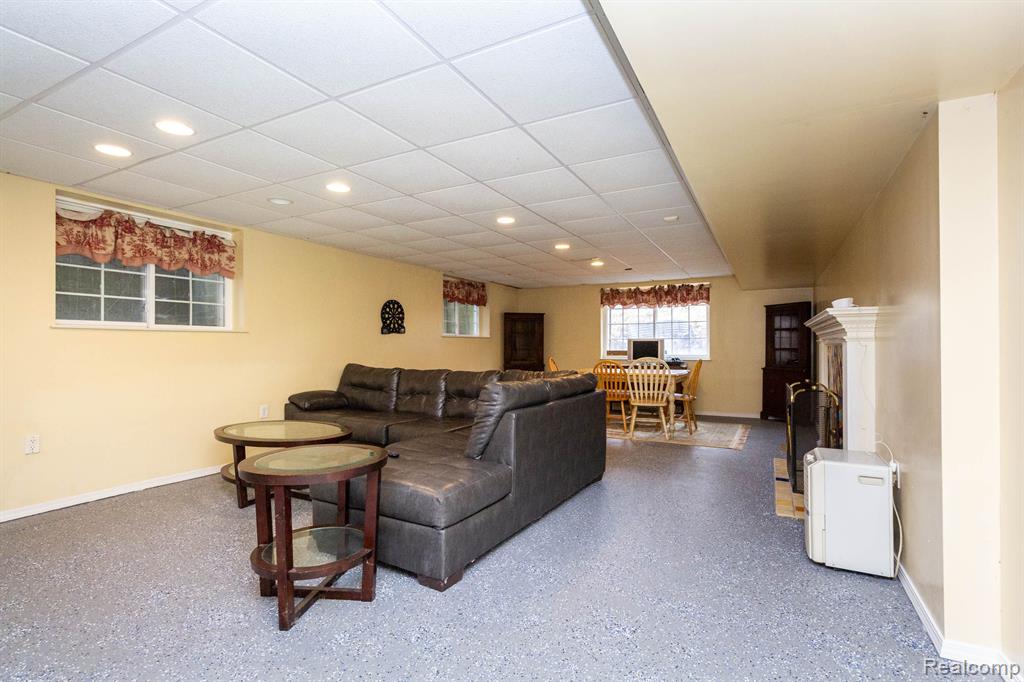 1167 North Dye Road Flint, MI 48532 - Photo 53 of 77