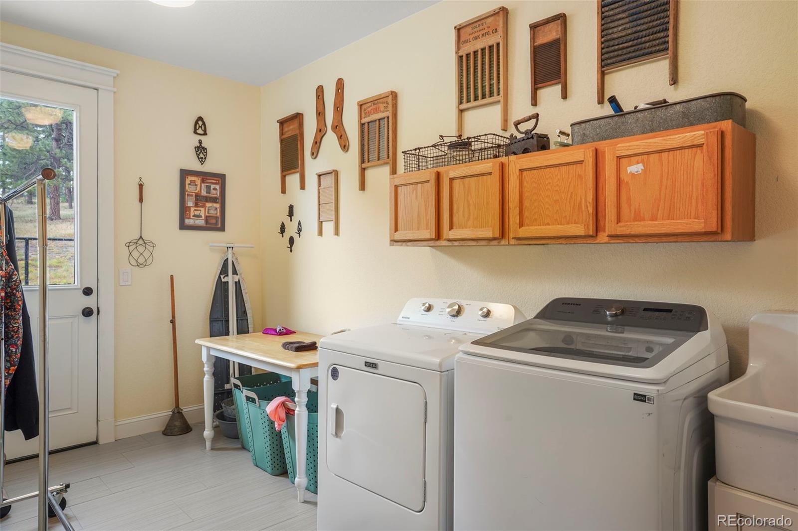 9610 South Perry Park Road Larkspur, CO 80118 - Photo 19 of 50