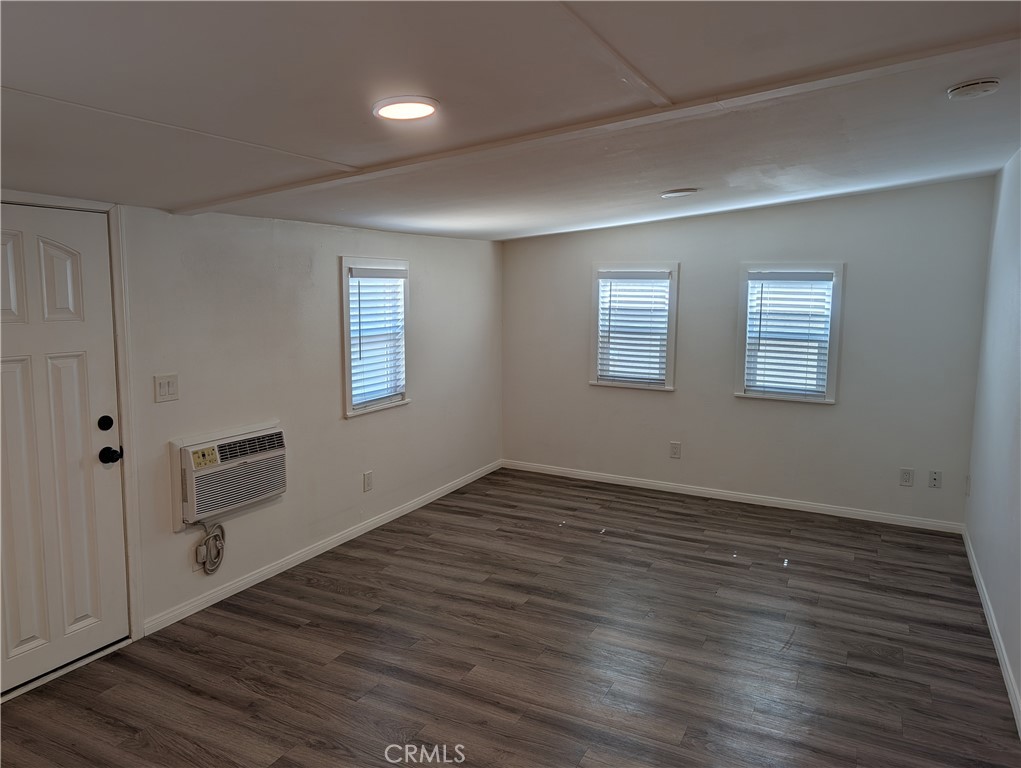 10141 Cook Avenue, Unit B Riverside, CA 92503 - Photo 4 of 8