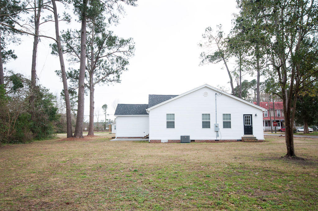301 East George Street St. George, SC 29477 - Photo 30 of 32 301EGeorgeStreet(6)