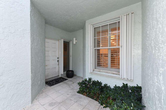 602 Mainsail Circle Jupiter, FL 33477 - Photo 24 of 39 Photo 2024-12-16, 5 40 33 PM (22)
