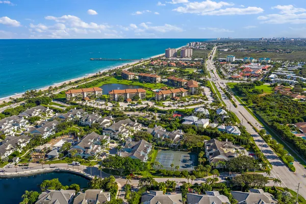 $3,500 | 602 Mainsail Circle, Jupiter, FL 33477