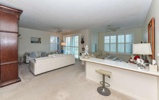 602 Mainsail Circle Jupiter, FL 33477 - Photo 4 of 39 602 Mainsail Cir Jupiter FL-small-015-00