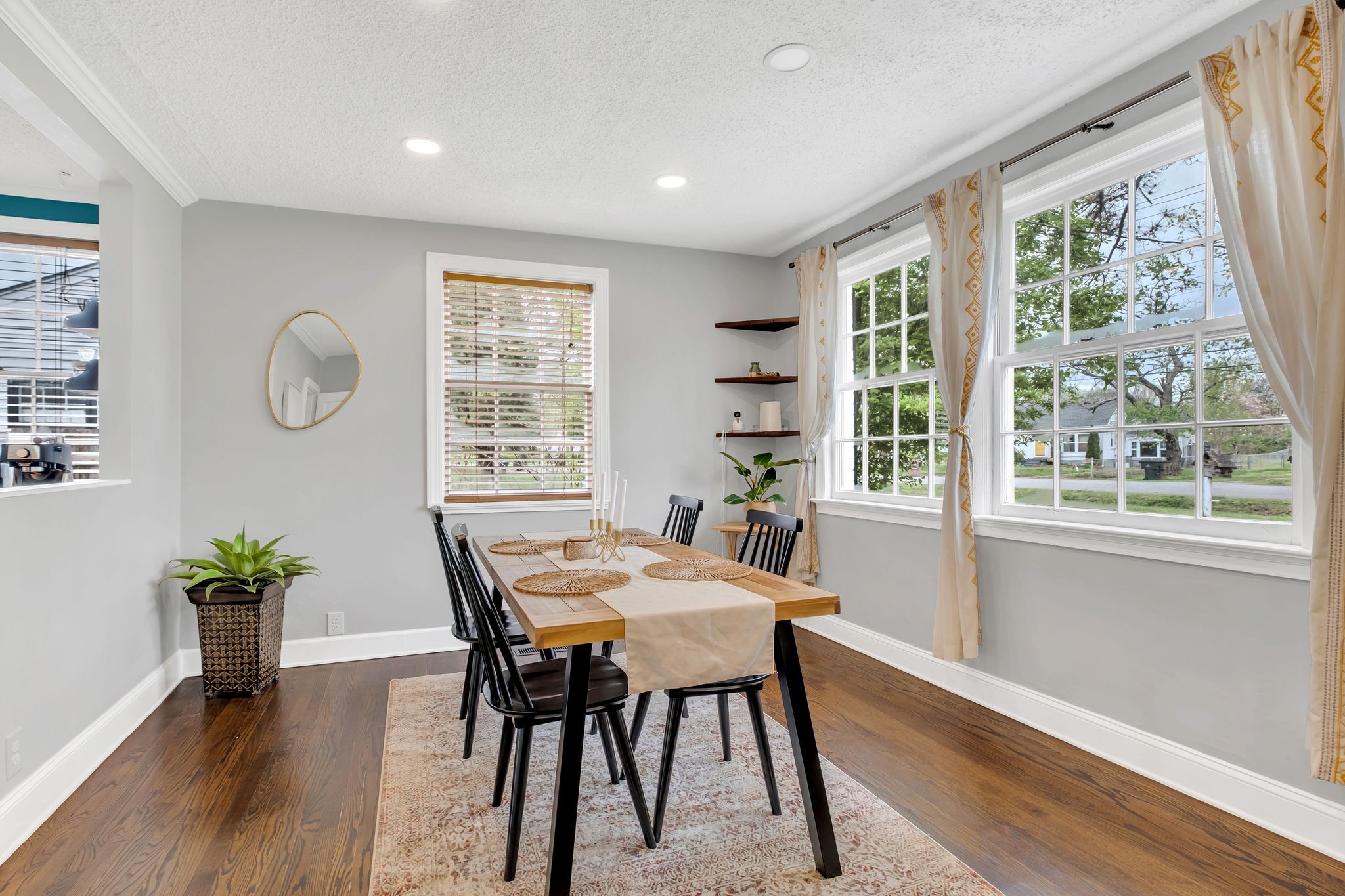 2845 Colonial Circle Nashville, TN 37214 - Photo 5 of 29