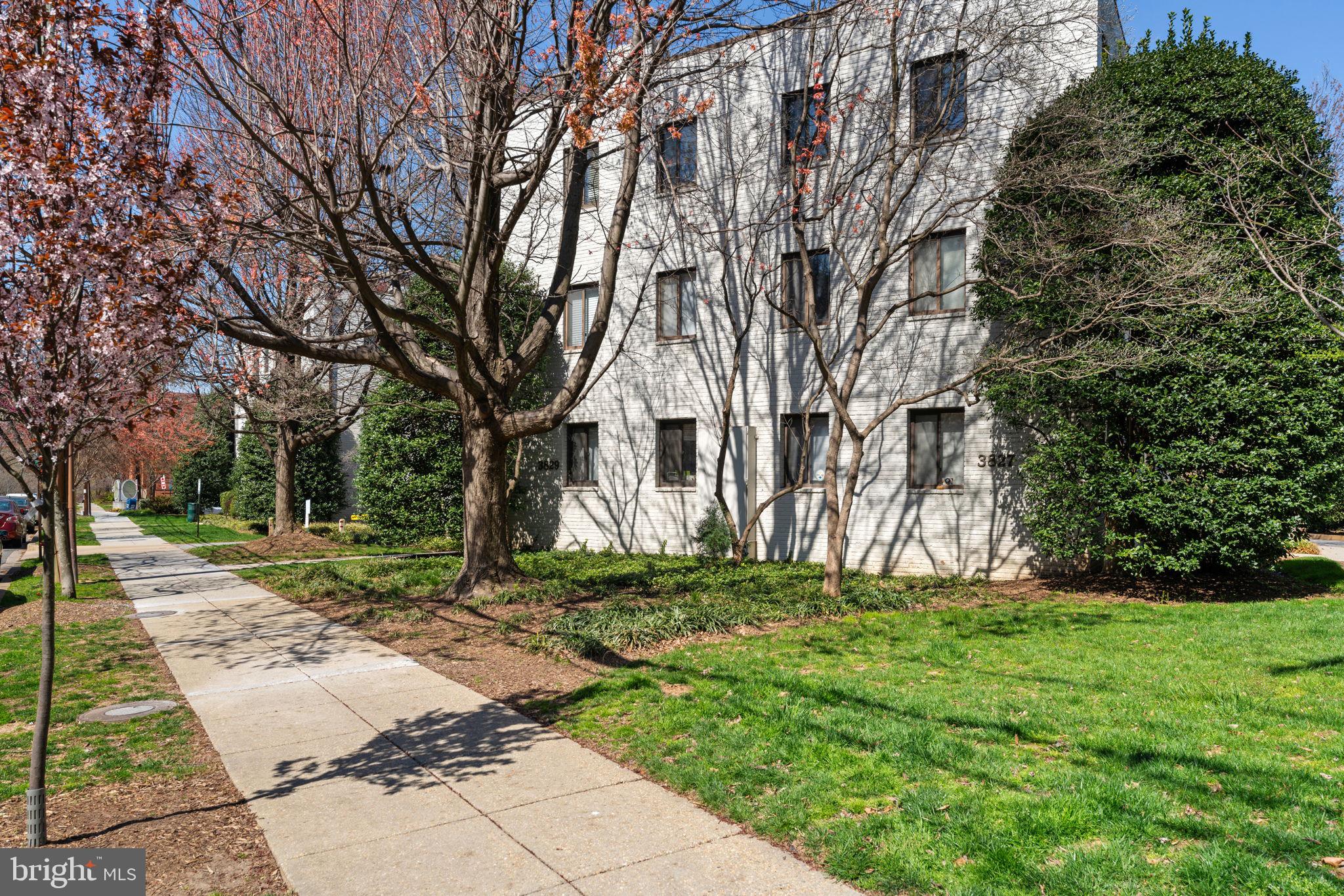 3827 Davis Place Northwest, Unit 5 Washington, DC 20007 - Photo 26 of 31