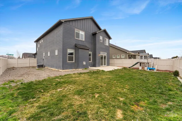 $429,900 | 513 Stanley Lake Street, Middleton, ID 83644