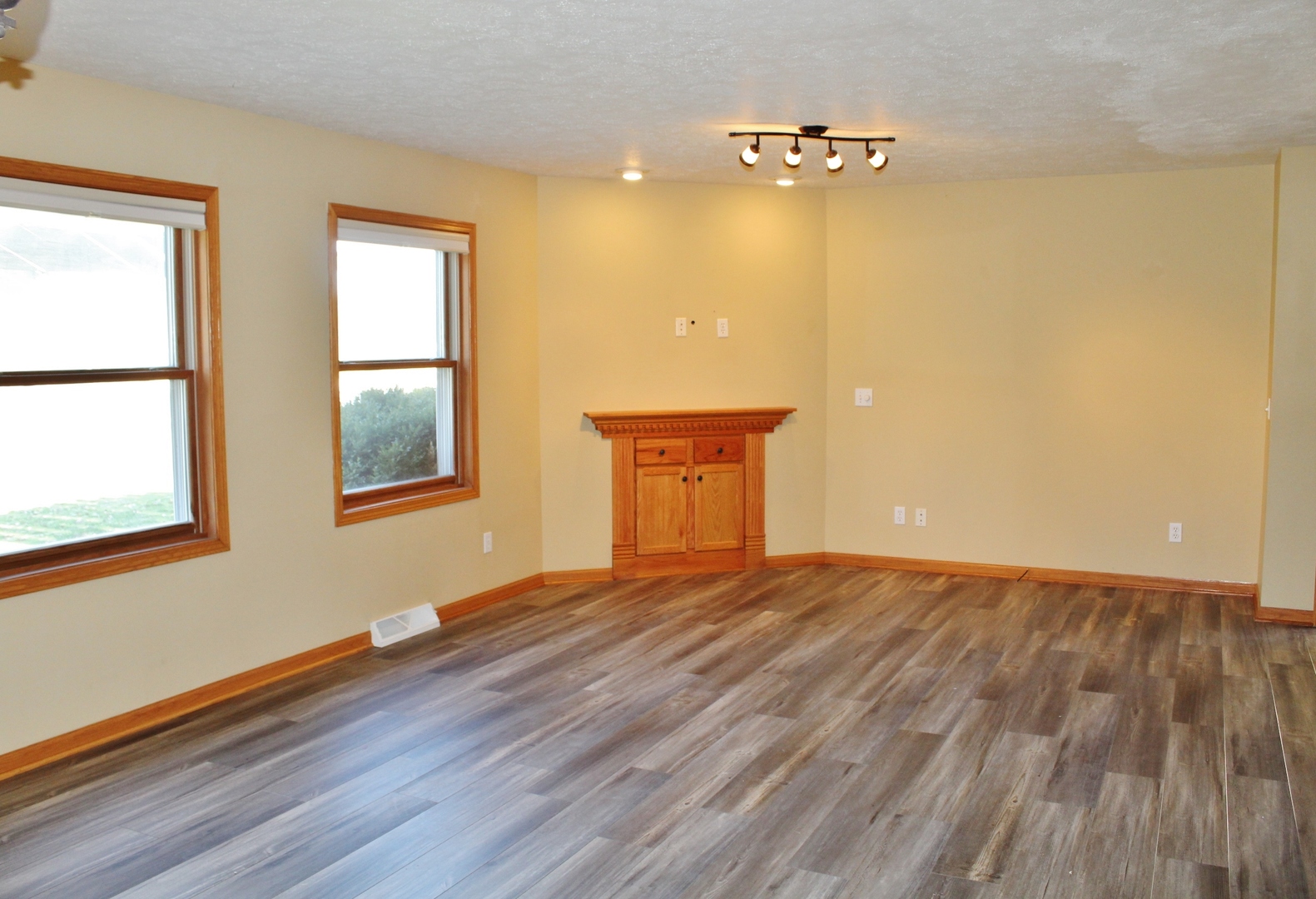 2550 Indian Grass Road Morris, IL 60450 - Photo 6 of 34