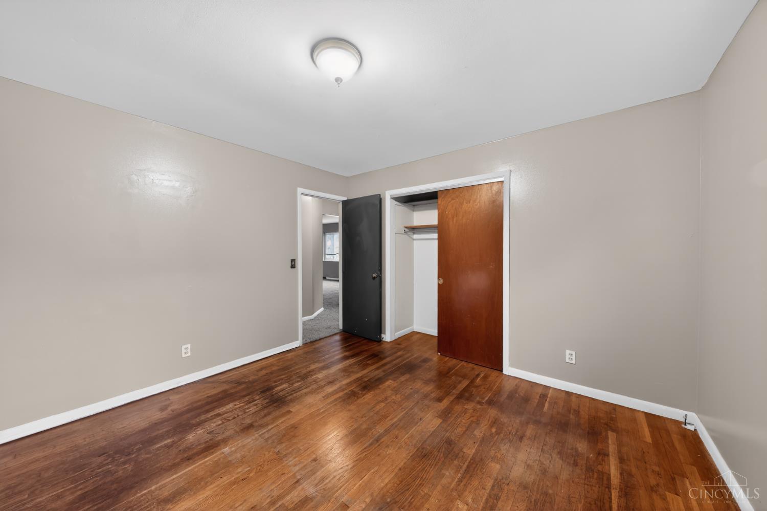 2945 Aquadale Lane Cincinnati, OH 45211 - Photo 20 of 30