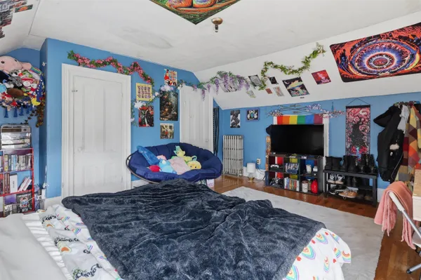 $1,300,000 | 413 Islington Street, Portsmouth, NH 03801